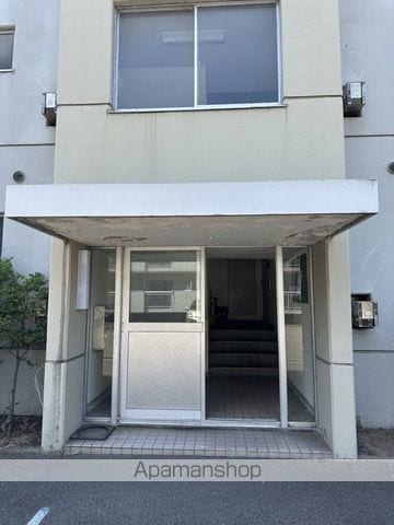 リアンI棟の玄関写真