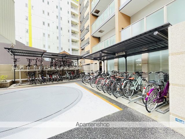 LASANTE東別院の玄関写真