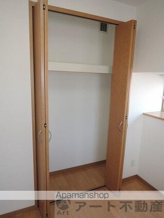 ヴァレーレ萱町[1LDK/32.63m2]の収納