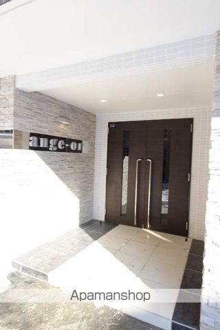 ANGEーORの玄関写真