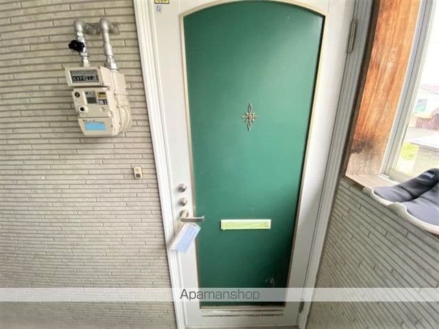 メゾンドルチェの玄関写真