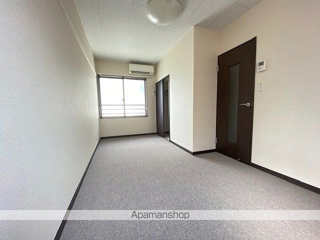 レオネクスト山下の内装写真