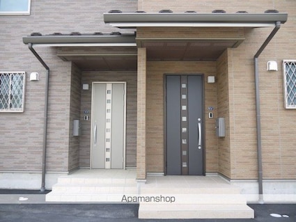 シルキーメゾン[3LDK/87.77m2]のエントランス