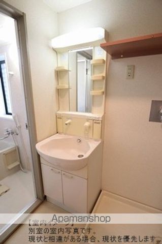 シンザンIIIの内装写真