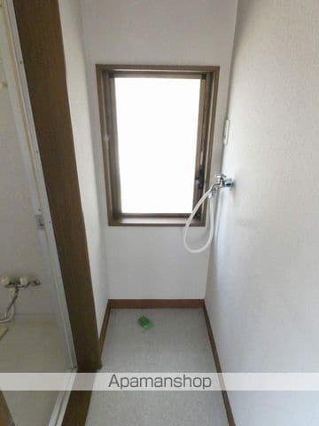 石津向町貸家の内装写真