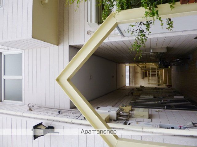 メゾンロワール皇山町の外観写真