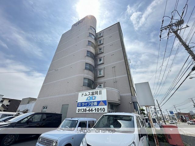 ドムス富岡IIの外観写真