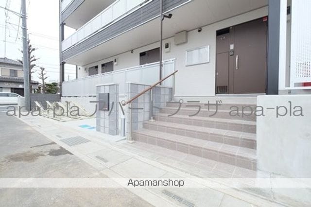 リブリ・サニーグレイスの玄関写真