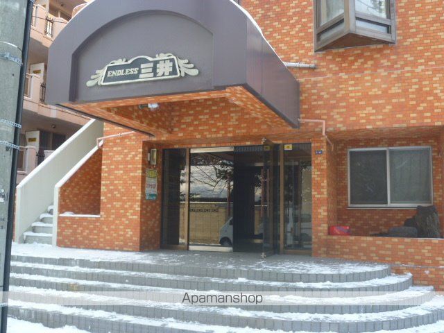 エンドレス琴似B棟の玄関写真