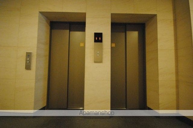 ガーデン板橋氷川町[2LDK/68.26m2]の共用部1