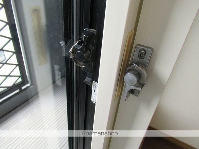 タウンハウスFUJIの内装写真