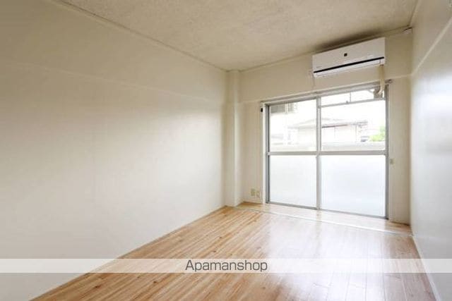 ビレッジハウス高屋2号棟の内装写真