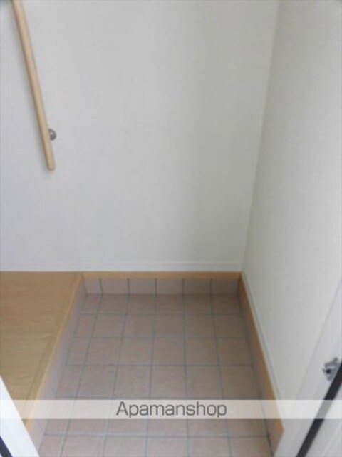 グリナージュガーデンＮ[2LDK/68.68m2]の玄関