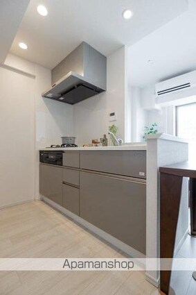 リーフシティ市川　ザ・レジデンス[1LDK/41.92m2]のキッチン1