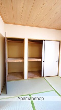 ユーハイツ光[2DK/45m2]の収納