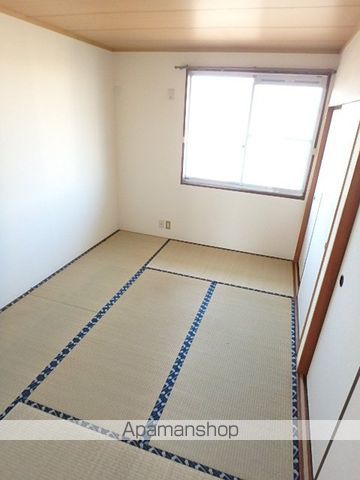 パインハイツAの内装写真
