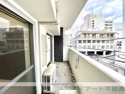 ヴェルデ・フレスコ三番町[1LDK/33.76m2]のバルコニー