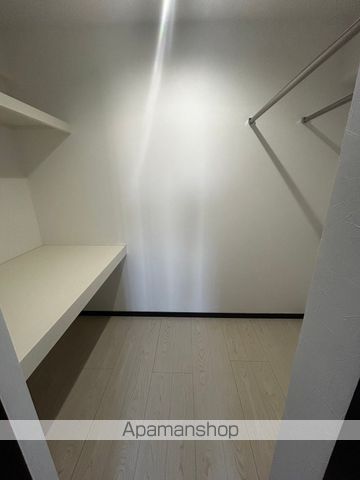 ポルタフォルトゥーナの内装写真