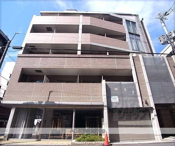 SIX BIJOUX 堺町六角の外観写真