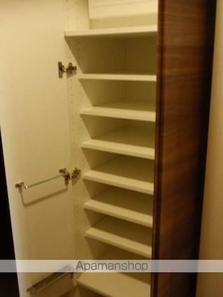 ザ・パークハビオ高円寺[1R/25.01m2]の収納1