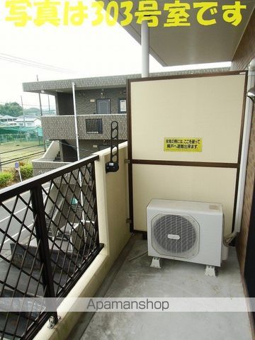 クレストスカーラカクBの内装写真