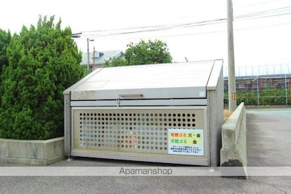 サニーハイツ鬼無　[3LDK/66.15m2]の共用部4