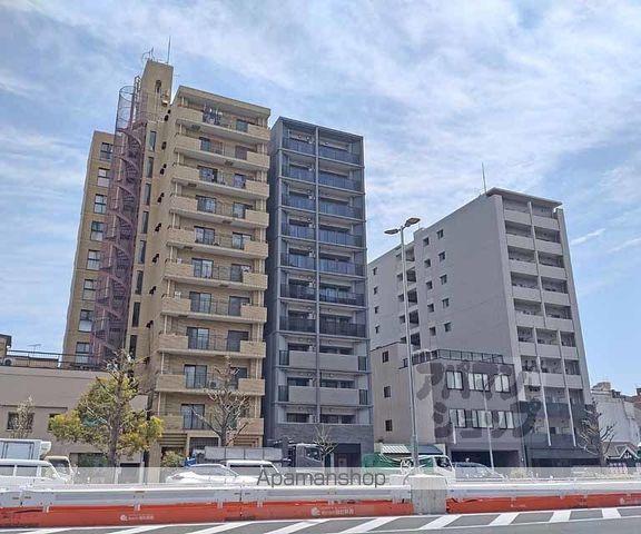 ネベル四条堀川の外観写真