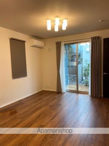 detached 東京都中野区上鷺宮２丁目21-5-4

地図を見る