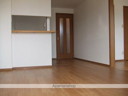 どんぐり村　Ａ[2LDK/55.58m2]のリビング・居間