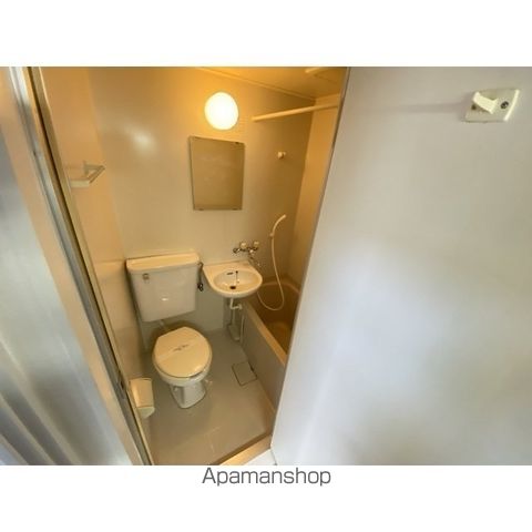 オリーブの内装写真