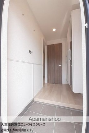 ブライト守山[2LDK/50.47m2]の玄関