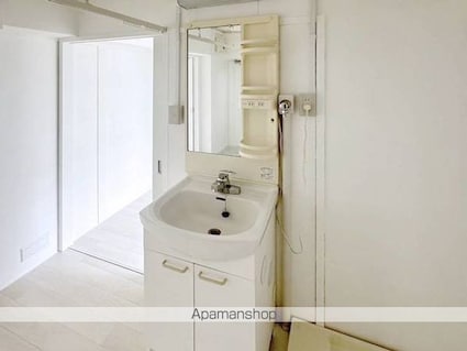 ビレッジハウス鳴滝２０号棟[2LDK/43.37m2]の内装2