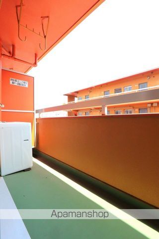 リバティN1N2の内装写真
