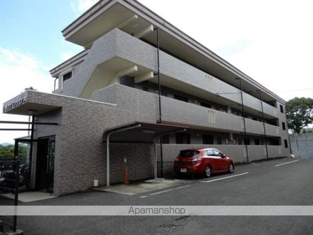 リージングマンションの外観写真