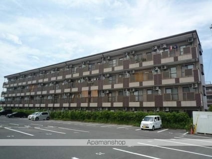 ネオクレスト壱番館[1LDK/39.38m2]の駐車場