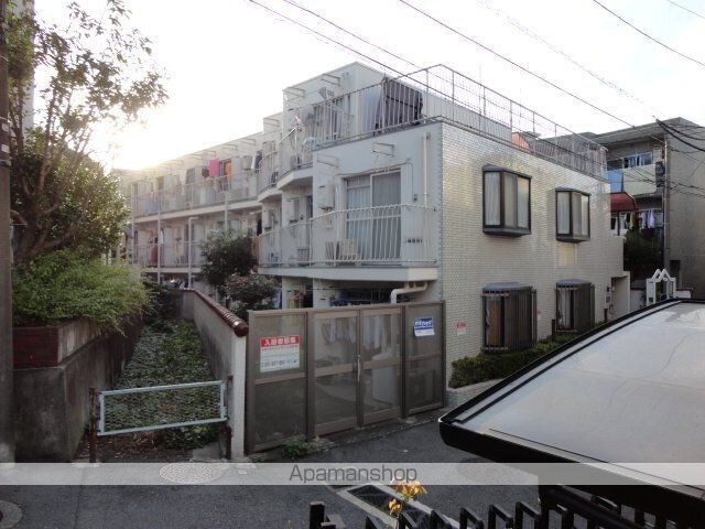 メゾン・ド・アンブル[1R/14.87m2]の外観2