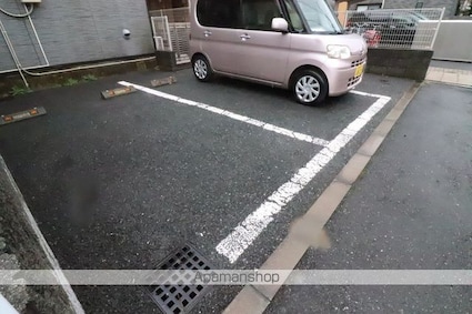 レオパレスプリマベーラ[1K/19.87m2]の駐車場2
