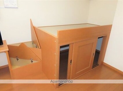 レオパレスサンズ[1K/22.35m2]の収納2