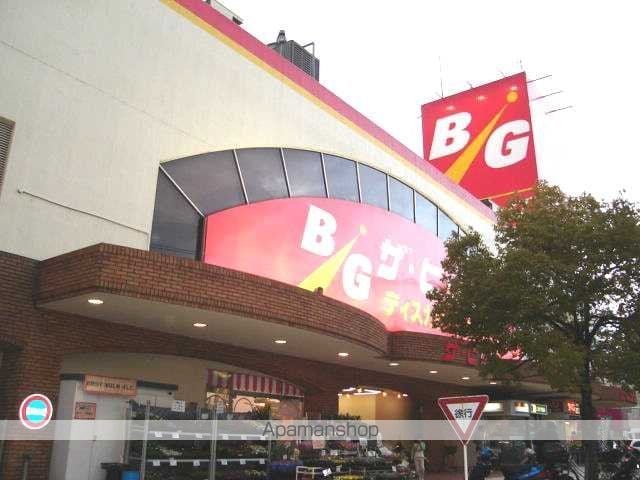 クレストールの周辺写真