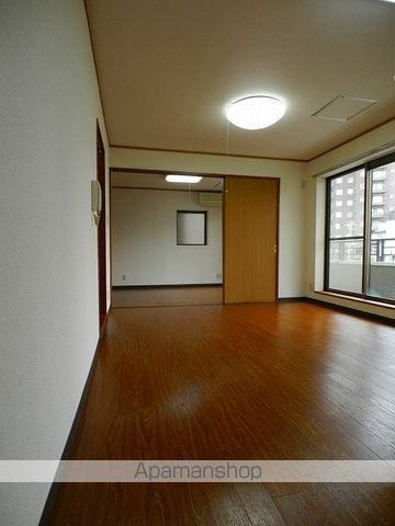 エチュード栄の内装写真