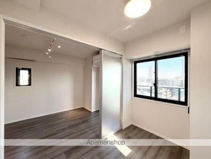 東京都新宿区四谷三栄町[1LDK/30.16m2]のリビング・居間6