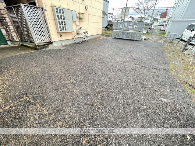 ラカーサのその他写真