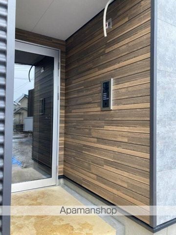 RINEN川崎の玄関写真