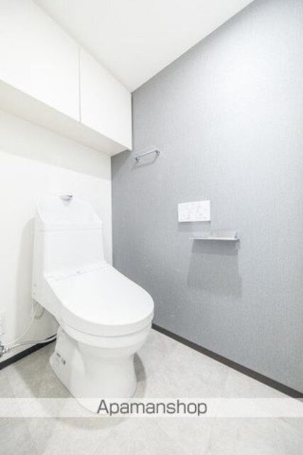 ライオンズフォーシア神田須田町[1K/25.8m2]のトイレ