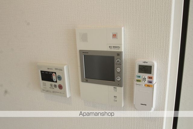 ATTIRANT西三国の内装写真