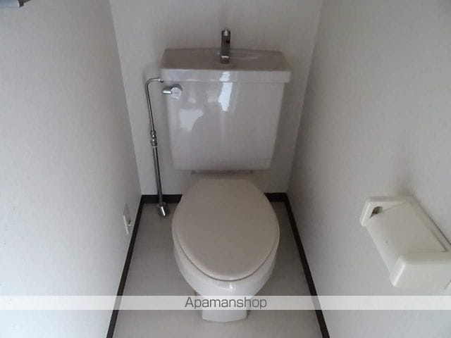 ロイヤルヒルズ鶴巻の内装写真