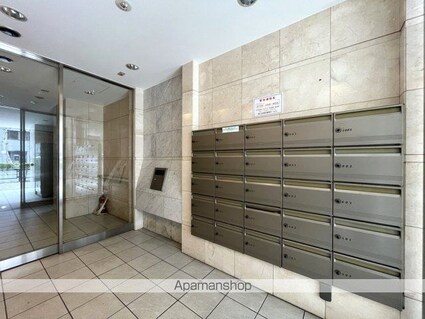 ＡｚａｌｅａＨｏｕｓｅ練馬[2DK/61.74m2]のエントランス4