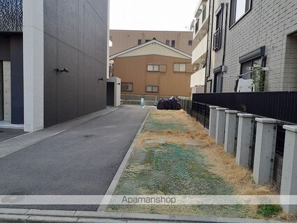 花の木ライズ[1K/30.45m2]の駐車場