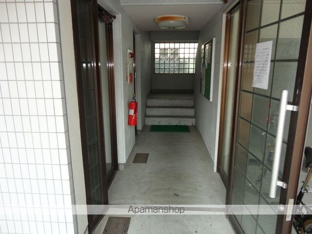 高知県高知市葛島１丁目[1R/22.9m2]のエントランス