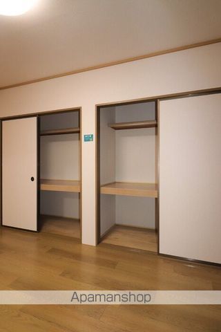 ハイカムール米山 Aの内装写真